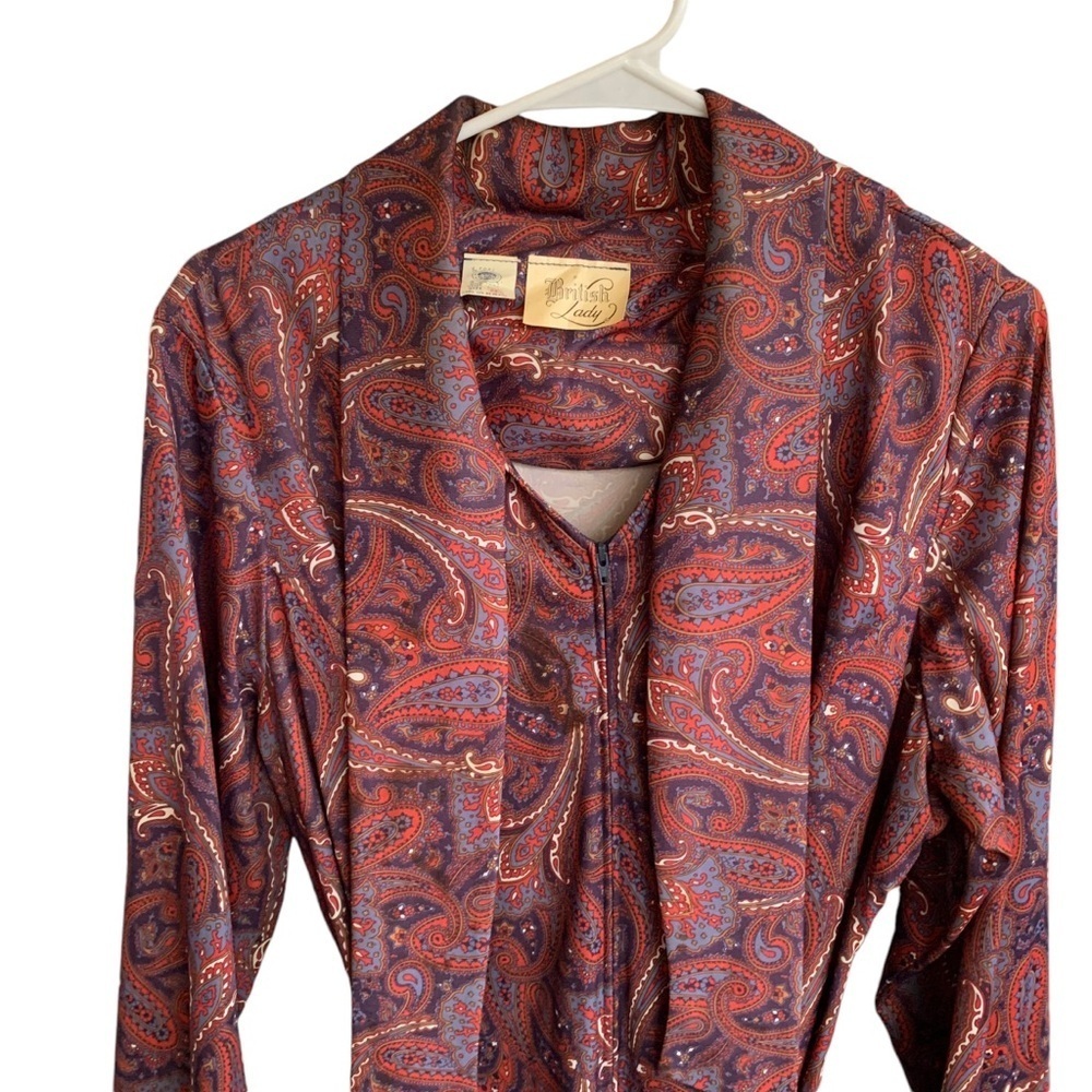 Vintage British Lady Robe Paisley 60s 70s Made In Usa